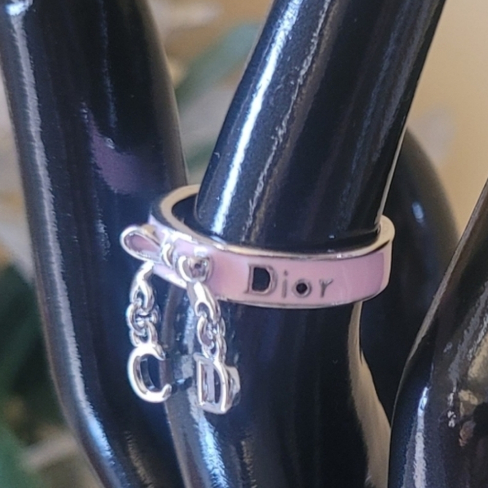 Dior - Picture 3 of 11